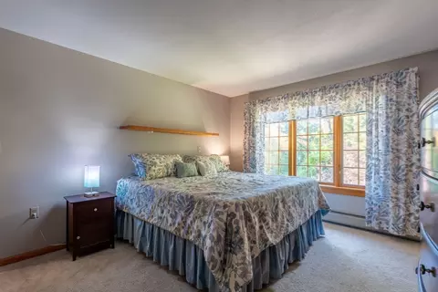 Bedroom - 61 Plain Rd, Hatfield, MA 01038 photo 3 of 4