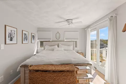 Bedroom - 11 Marsh Ave, Beverly, MA 01915 photo 1 of 6