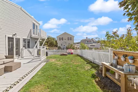 Exterior - 11 Marsh Ave, Beverly, MA 01915 photo 6 of 9