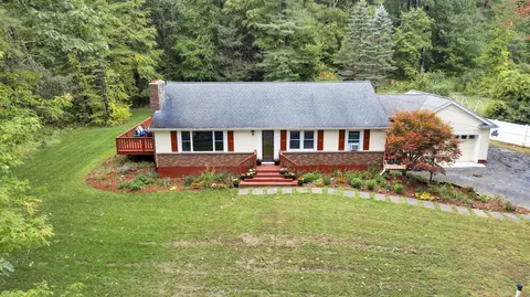Exterior - 30 W Sutton Rd, Sutton, MA 01590 photo 2 of 7