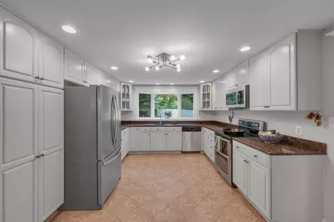Kitchen - 30 W Sutton Rd, Sutton, MA 01590 photo 2 of 2