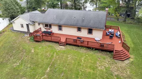 Exterior - 30 W Sutton Rd, Sutton, MA 01590 photo 4 of 7