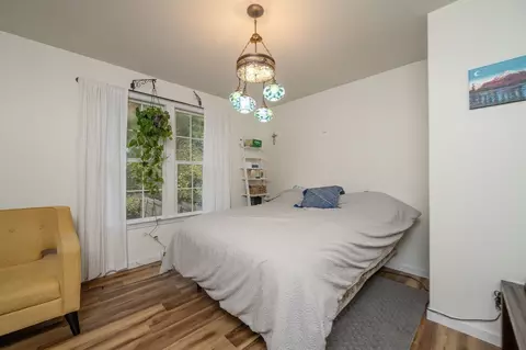 Bedroom - 71 Babcock Tavern Rd, Ware, MA 01082 photo 1 of 5