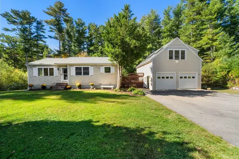 3 Redcoat Ln, Kingston, MA 02364