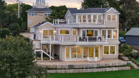 Exterior - 11 Kenneth Rd, Marblehead, MA 01945 photo 1 of 4