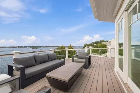 Exterior - 11 Kenneth Rd, Marblehead, MA 01945 photo 3 of 4