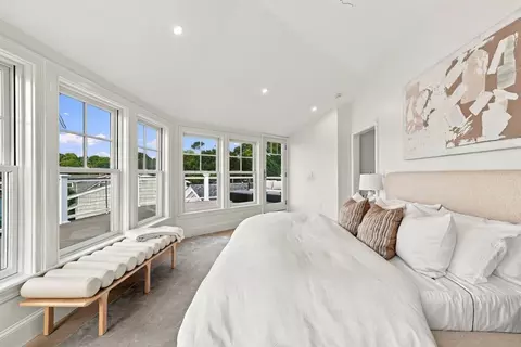 Bedroom - 11 Kenneth Rd, Marblehead, MA 01945 photo 2 of 4