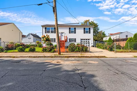 123 Acushnet Ave, New Bedford, MA 02740