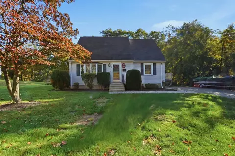 68 Miles St, Millbury, MA 01527