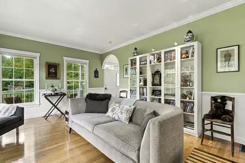 Living - 31 Trefry Ln, Stow, MA 01775 photo 2 of 5