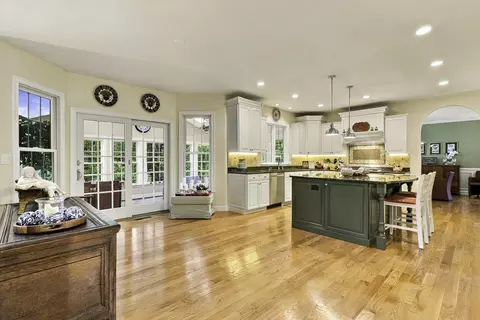 Kitchen - 31 Trefry Ln, Stow, MA 01775 photo 4 of 4
