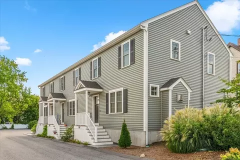 189 Centre Ave #189, Abington, MA 02351