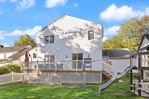 Exterior - 6 Longworth Rd, Worcester, MA 01602 photo 5 of 8