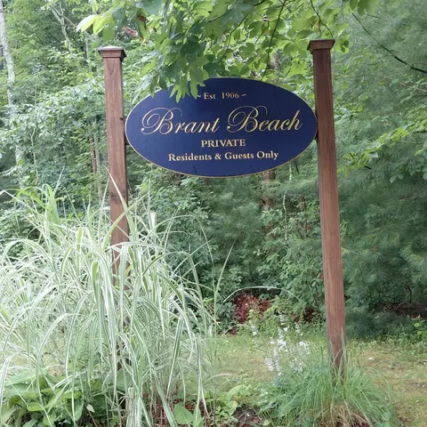 0 Brant Beach Ave, Mattapoisett, MA 02739