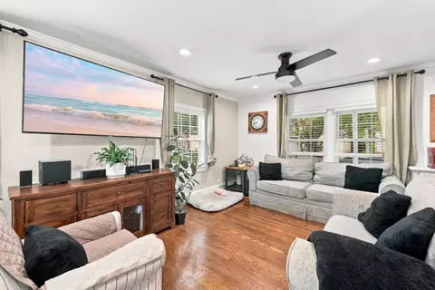 Living - 45 Sidney Ave, Lynn, MA 01902 photo 2 of 3