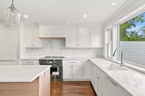 Kitchen - 160 Hersey St, Hingham, MA 02043 photo 8 of 9