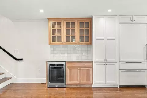 Kitchen - 160 Hersey St, Hingham, MA 02043 photo 7 of 9