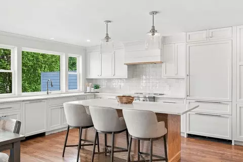 Kitchen - 160 Hersey St, Hingham, MA 02043 photo 2 of 9