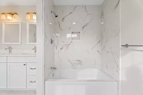 Bath - 76 Valmor St, Worcester, MA 01604 photo 5 of 5