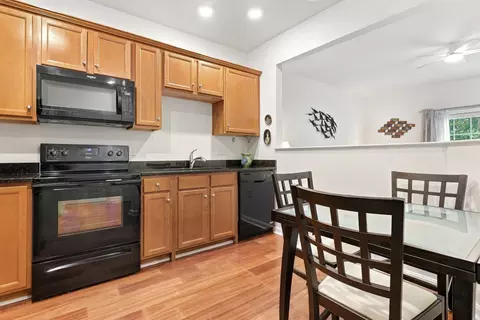 Kitchen - 36 Augustus Ct #1002, Reading, MA 01867 photo 1 of 5