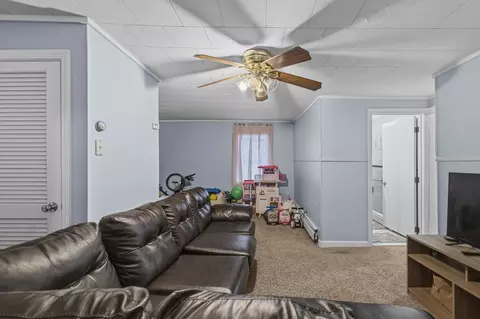 Entry Way - 144 Choate St, Fall River, MA 02723 photo 4 of 7