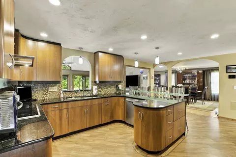 Kitchen - 8 Hearthridge Dr, Canton, MA 02021 photo 2 of 5