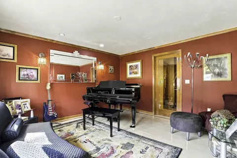 Living - 8 Hearthridge Dr, Canton, MA 02021 photo 6 of 7