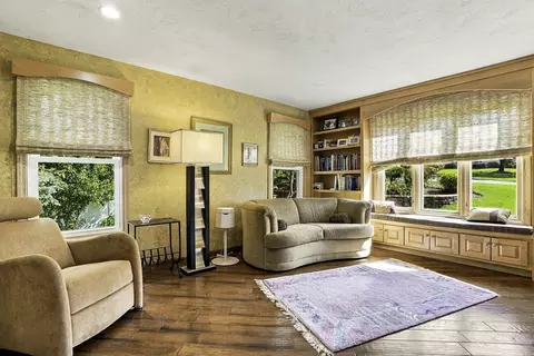 Living - 8 Hearthridge Dr, Canton, MA 02021 photo 2 of 7