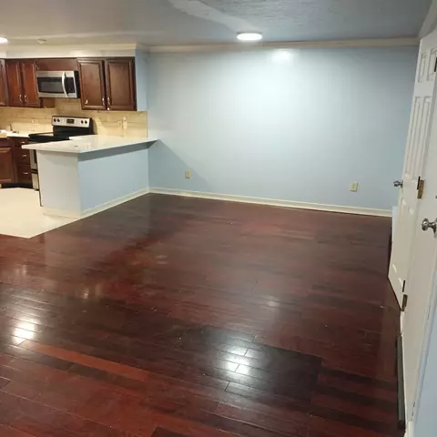 Living - 11 Hulbert Rd # B, Worcester, MA 01603 photo 1 of 2