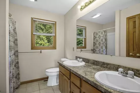 Bath - 35 Lemnos Ln, Springfield, MA 01119 photo 1 of 3