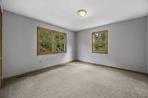 Bedroom - 35 Lemnos Ln, Springfield, MA 01119 photo 5 of 7