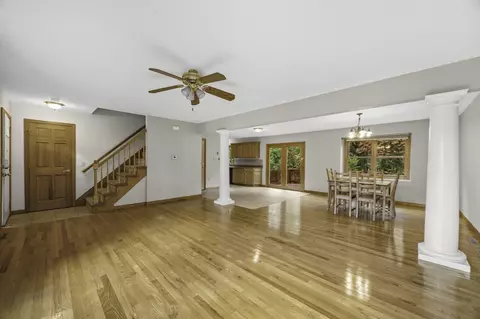 Living - 35 Lemnos Ln, Springfield, MA 01119 photo 1 of 2