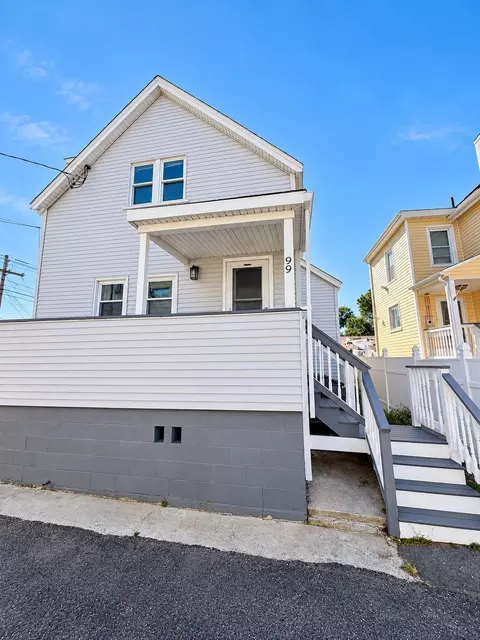 99 Parker St, Chelsea, MA 02150