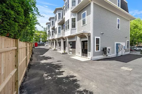 Exterior - 108 Allston St #D, Boston, MA 02134 photo 3 of 4