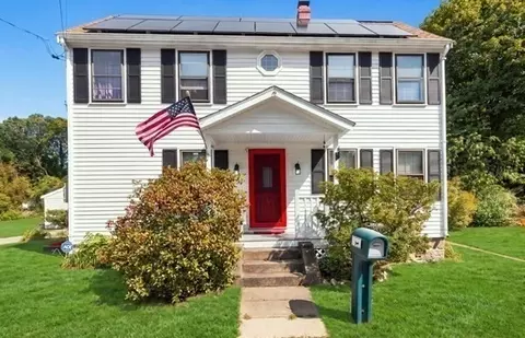 33 Archer Rd, Rockland, MA 02370
