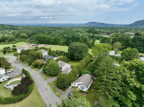 View/Area - 2 Grandview Ln, Easthampton, MA 01027 photo 2 of 2