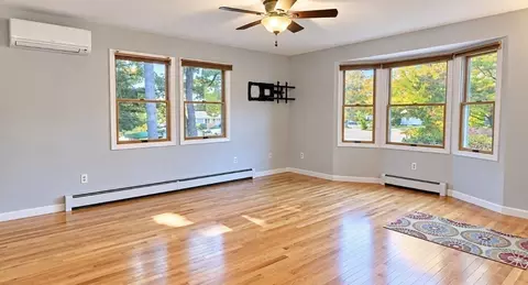 Living - 2 Grandview Ln, Easthampton, MA 01027 photo 1 of 4