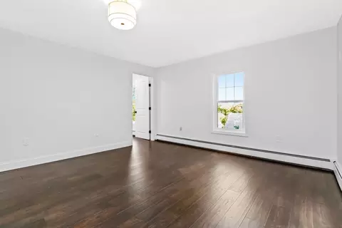 Bedroom - 21 Fairfield St, Maynard, MA 01754 photo 4 of 8