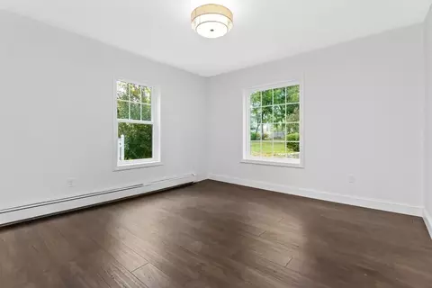 Bedroom - 21 Fairfield St, Maynard, MA 01754 photo 3 of 8