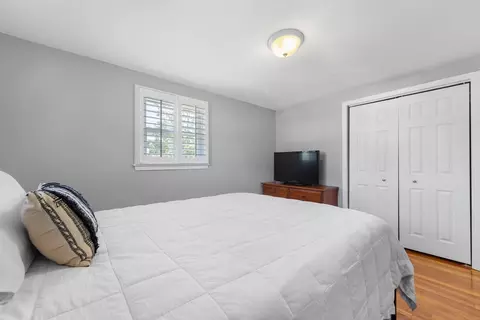 Bedroom - 70 Westwind Rd, Lowell, MA 01852 photo 3 of 3