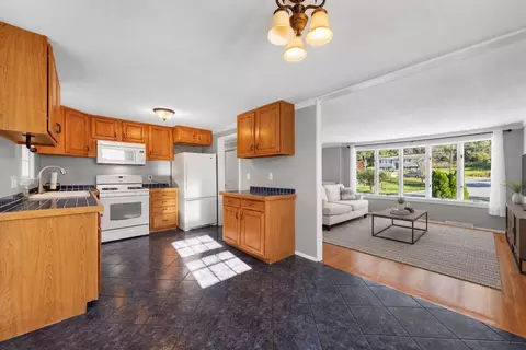 Kitchen - 70 Westwind Rd, Lowell, MA 01852 photo 1 of 5