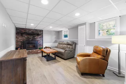 Living - 70 Westwind Rd, Lowell, MA 01852 photo 4 of 4