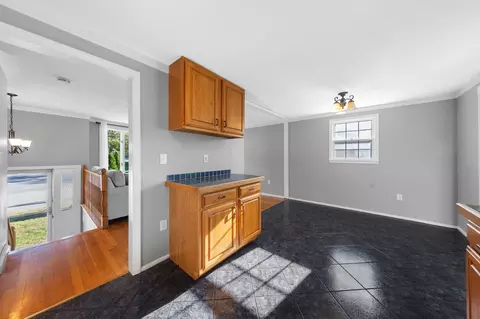 Entry Way - 70 Westwind Rd, Lowell, MA 01852 photo 1 of 1