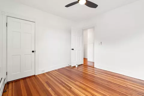 Bedroom - 401 Cabot St #4, Beverly, MA 01915 photo 3 of 6