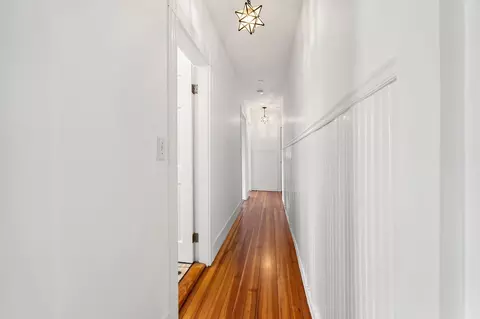 Entry Way - 401 Cabot St #4, Beverly, MA 01915 photo 2 of 2