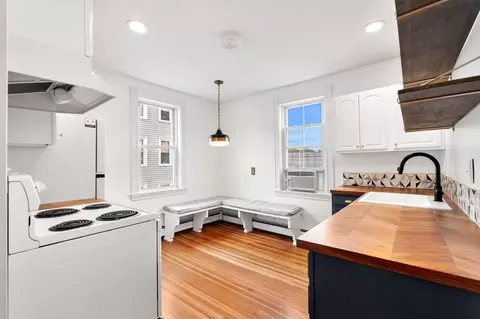 Kitchen - 401 Cabot St #4, Beverly, MA 01915 photo 2 of 7