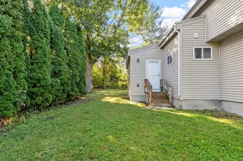 Exterior - 7 Hutton St, Danvers, MA 01923 photo 6 of 6