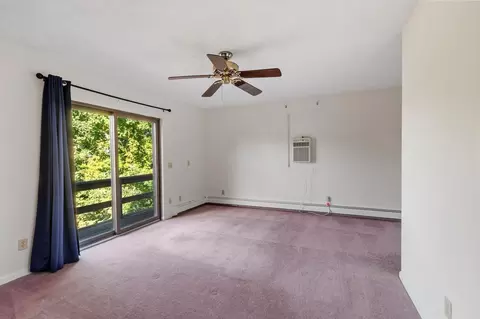 Bedroom - 7 Hutton St, Danvers, MA 01923 photo 2 of 6