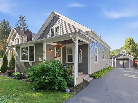 53 James St, Feeding Hills, MA 01030