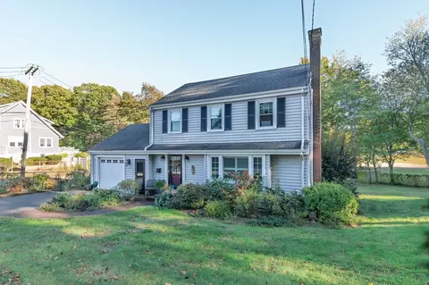 100 Academy Ave, Weymouth, MA 02188